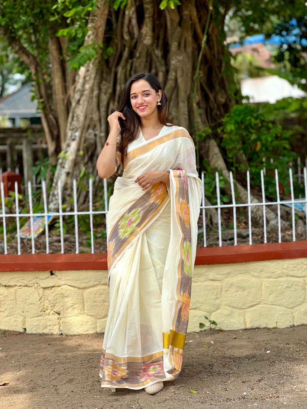 Kerala Kasavu Saree